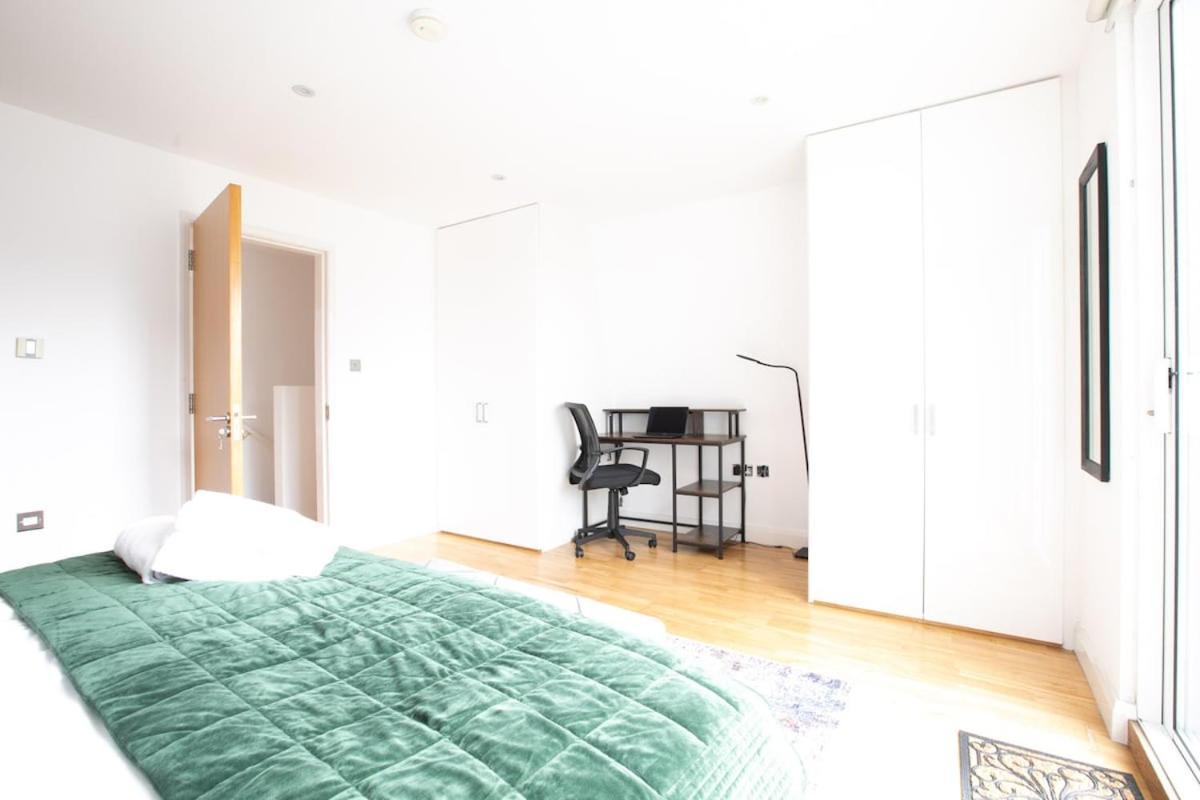 Shoreditch 3 Bedroom Large Lr 2 Balconies Londres