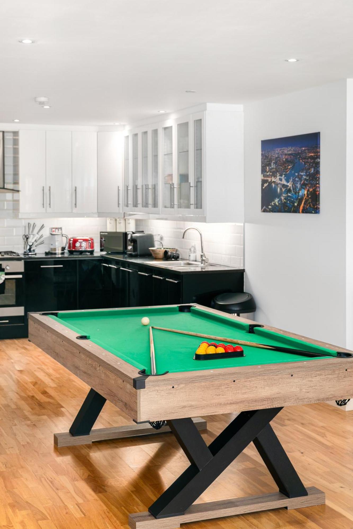 Shoreditch 3 Bedroom Large Lr 2 Balconies