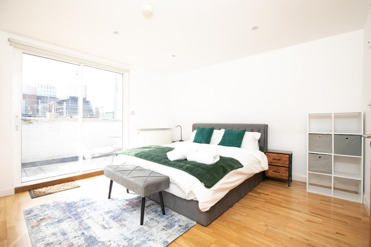 Shoreditch 3 Bedroom Large Lr 2 Balconies * Londres