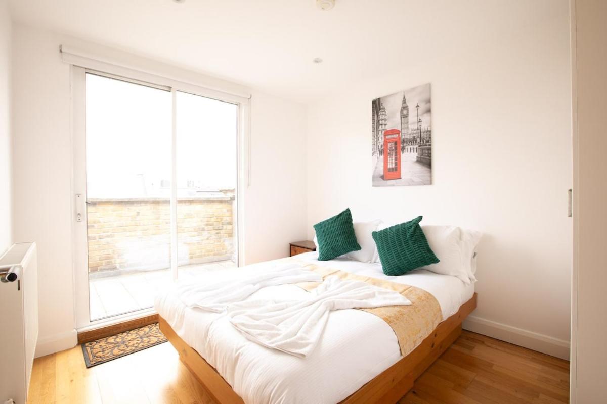 Shoreditch 3 Bedroom Large Lr 2 Balconies * Londres