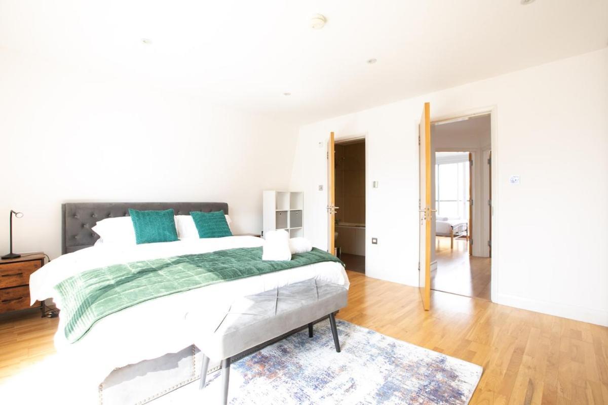Shoreditch 3 Bedroom Large Lr 2 Balconies Appartement *