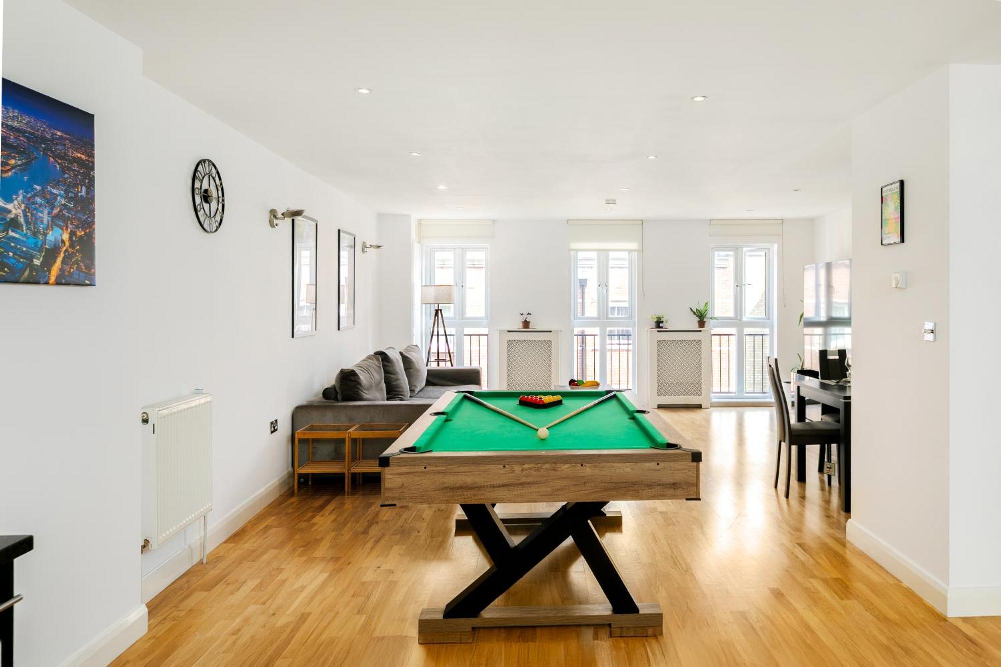Shoreditch 3 Bedroom Large Lr 2 Balconies * Londres