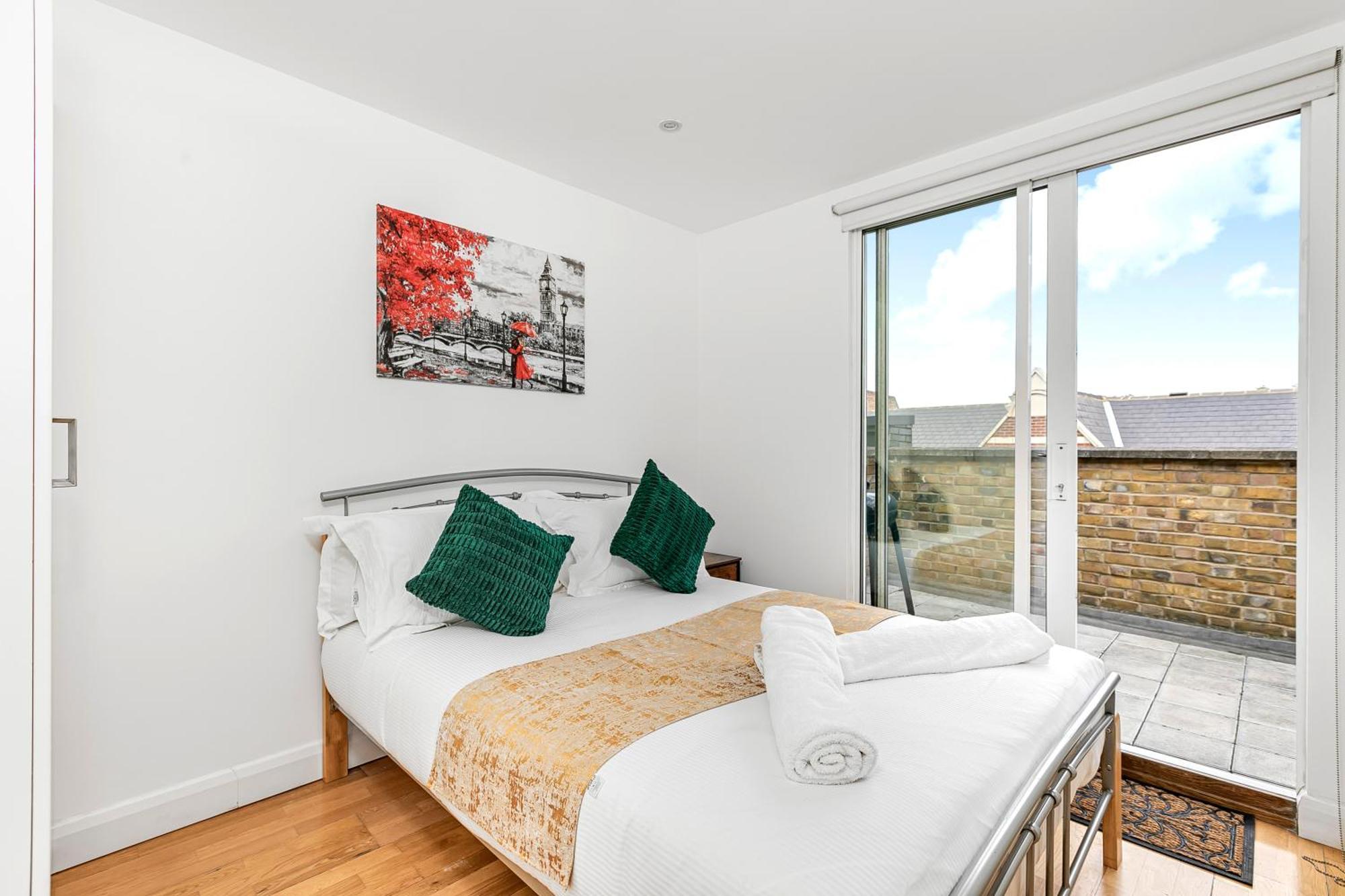 Shoreditch 3 Bedroom Large Lr 2 Balconies * Londres